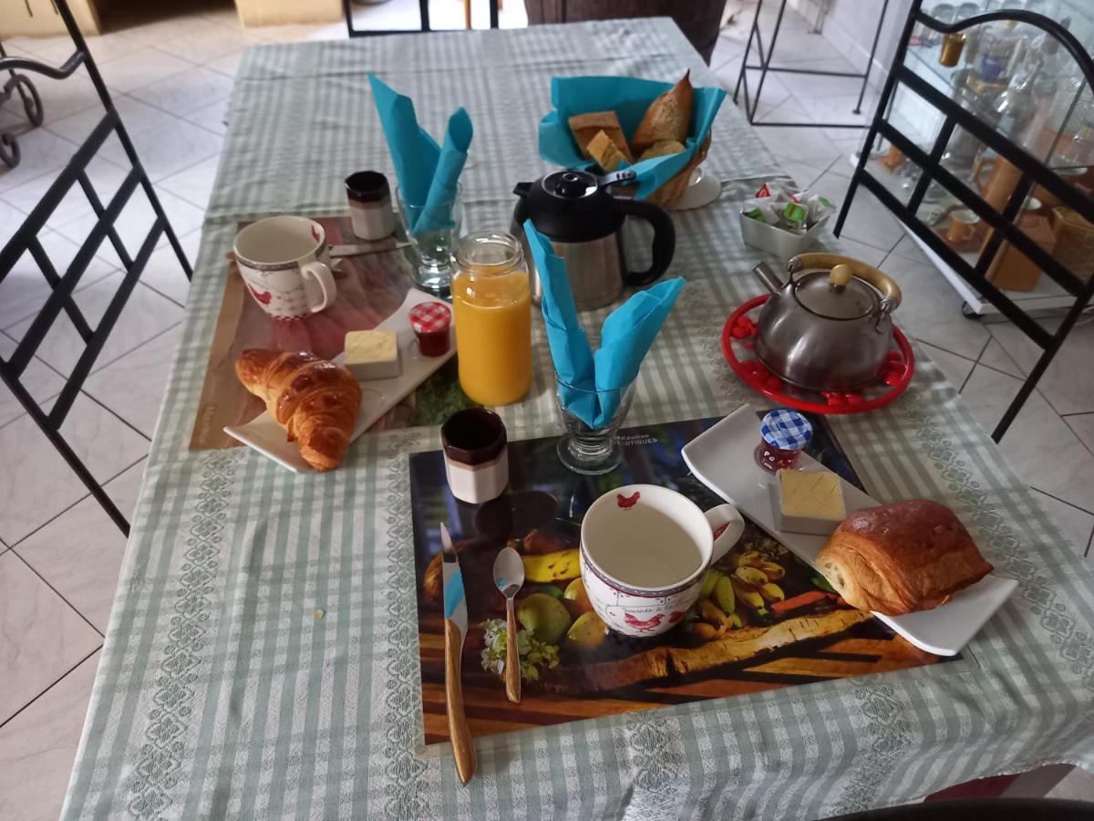 Chambre D'Hote Trôo Екстериор снимка